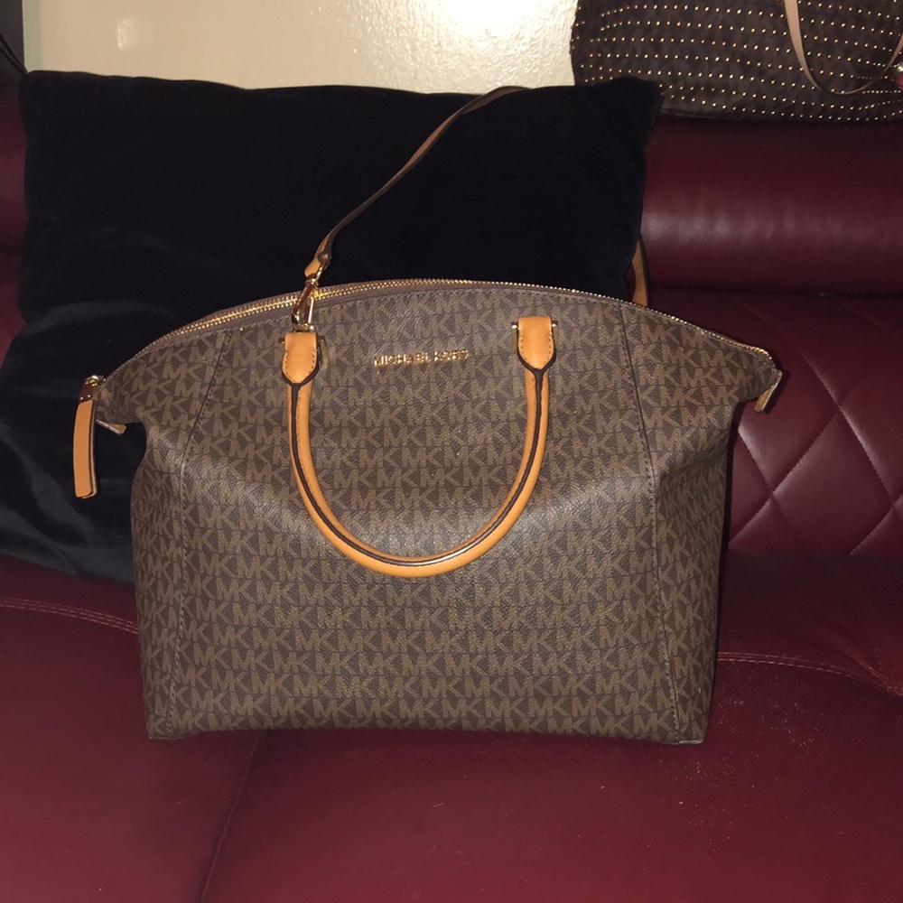 MK Michael kors Riley satchel